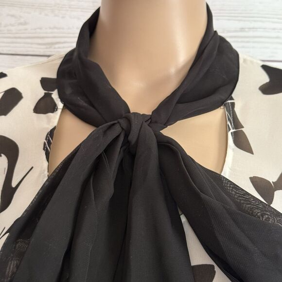 Kardashian Kollection Blouse Medium Sheer White Black Bow Heel Lipstick Print - Picture 2 of 13